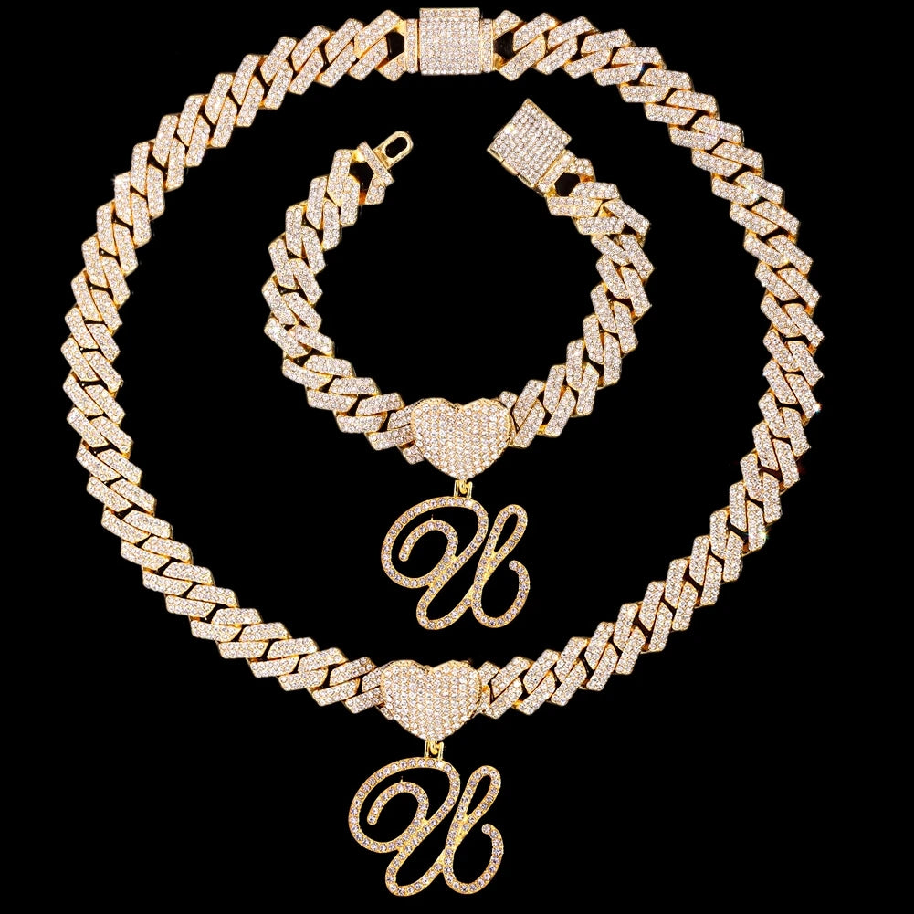 Kubanische Kette mit Kursivbuchstaben-Anhänger und GRATIS-Armband
