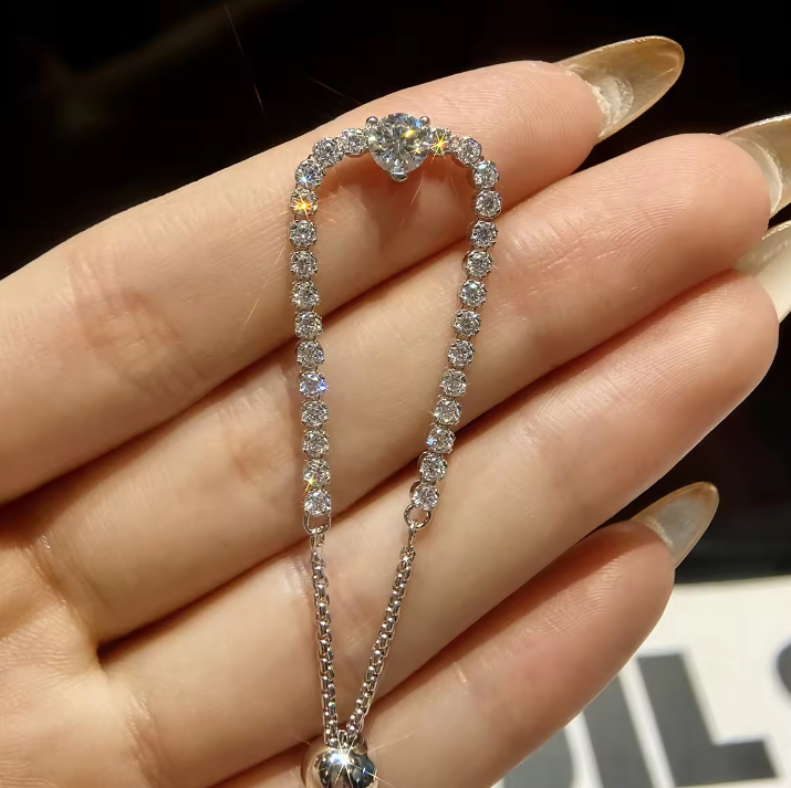 Mini-Tennisarmband aus 925er Sterlingsilber mit 0,5 Karat und verstellbarem Moissanit