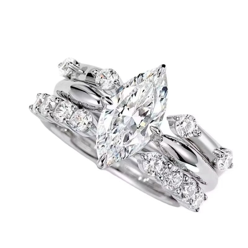 7 Karat D-Farbe Marquise-Schliff Moissanit-Verlobungsring-Set