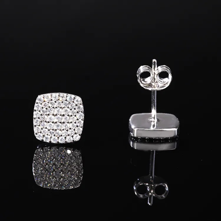 Squared Up Ohrstecker aus 925er Sterlingsilber mit Moissanit