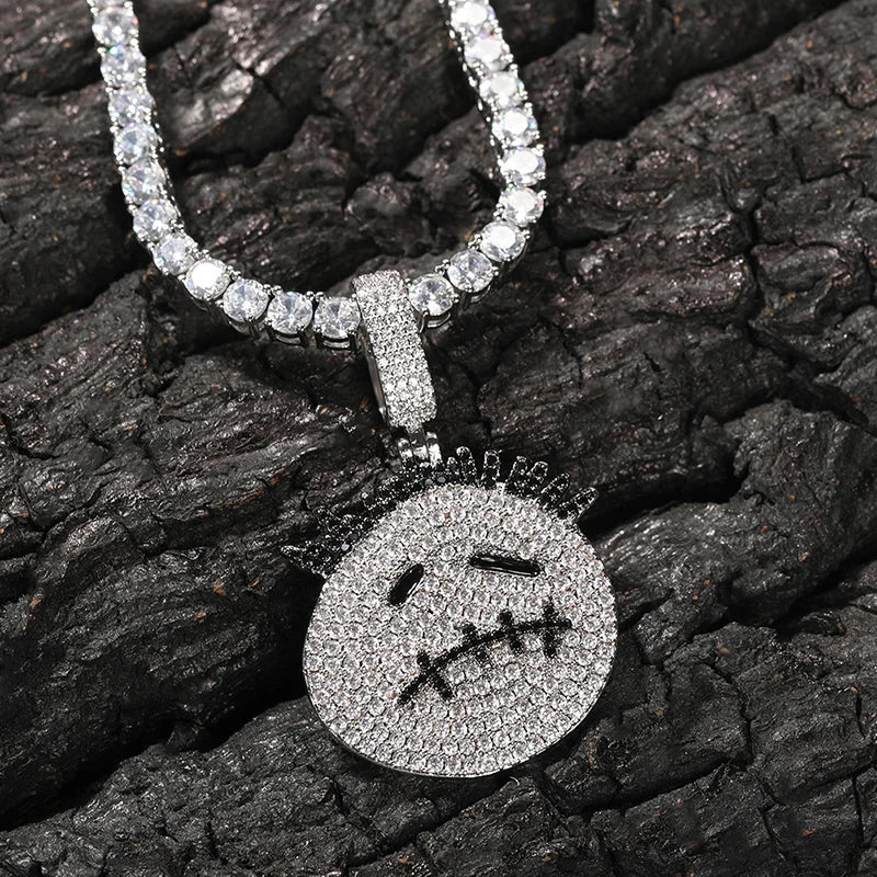 Chaîne Smiley Dead de Travis Scott de VVS Jewelry