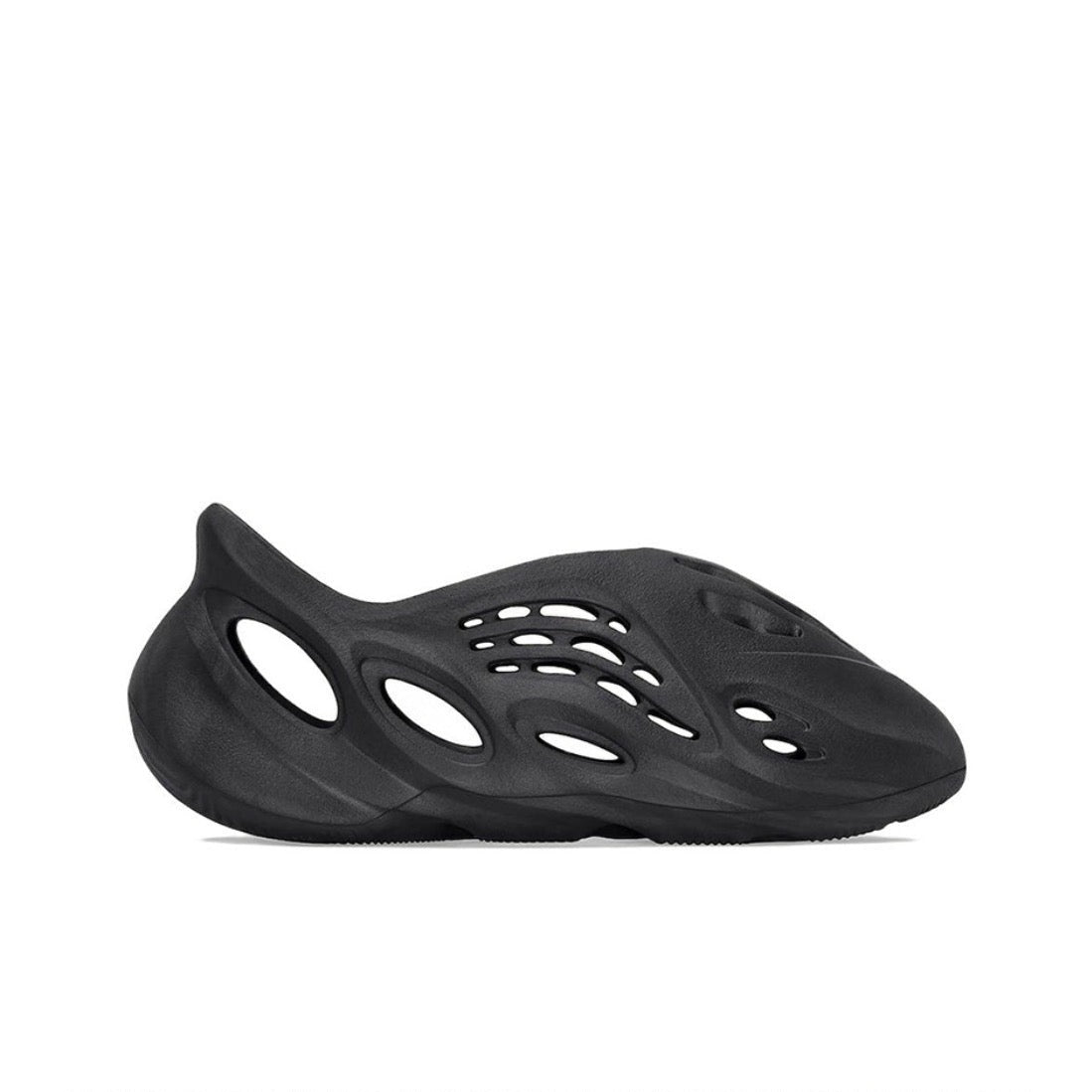YZY Comfort Foam Läufer "Onyx Black"