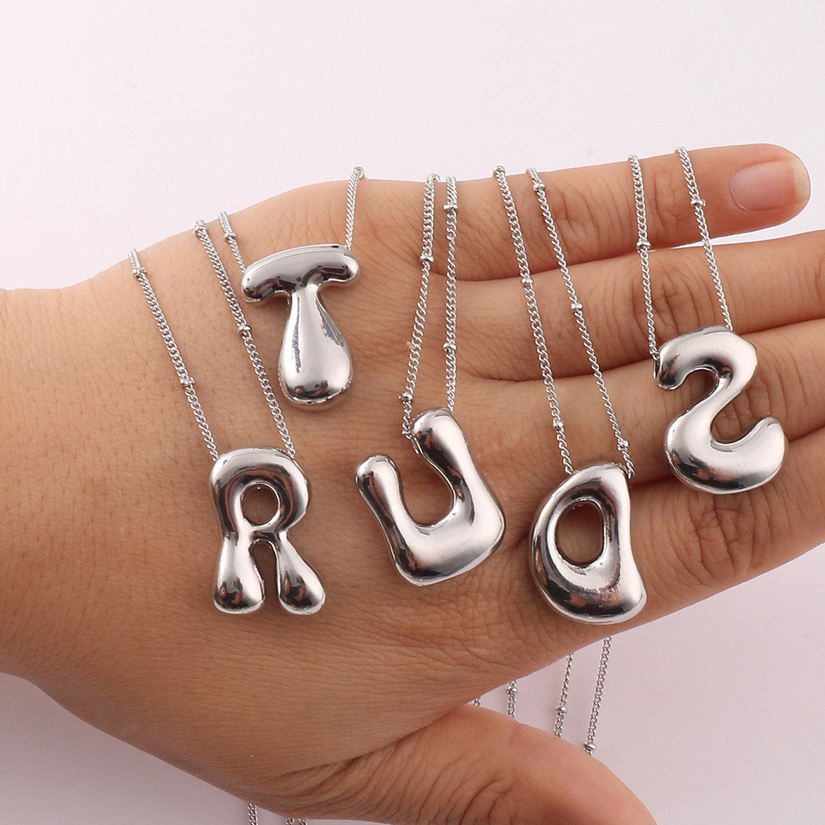 VVS Jewelry™ Chubby Bubble Halskette mit Anfangsbuchstaben
