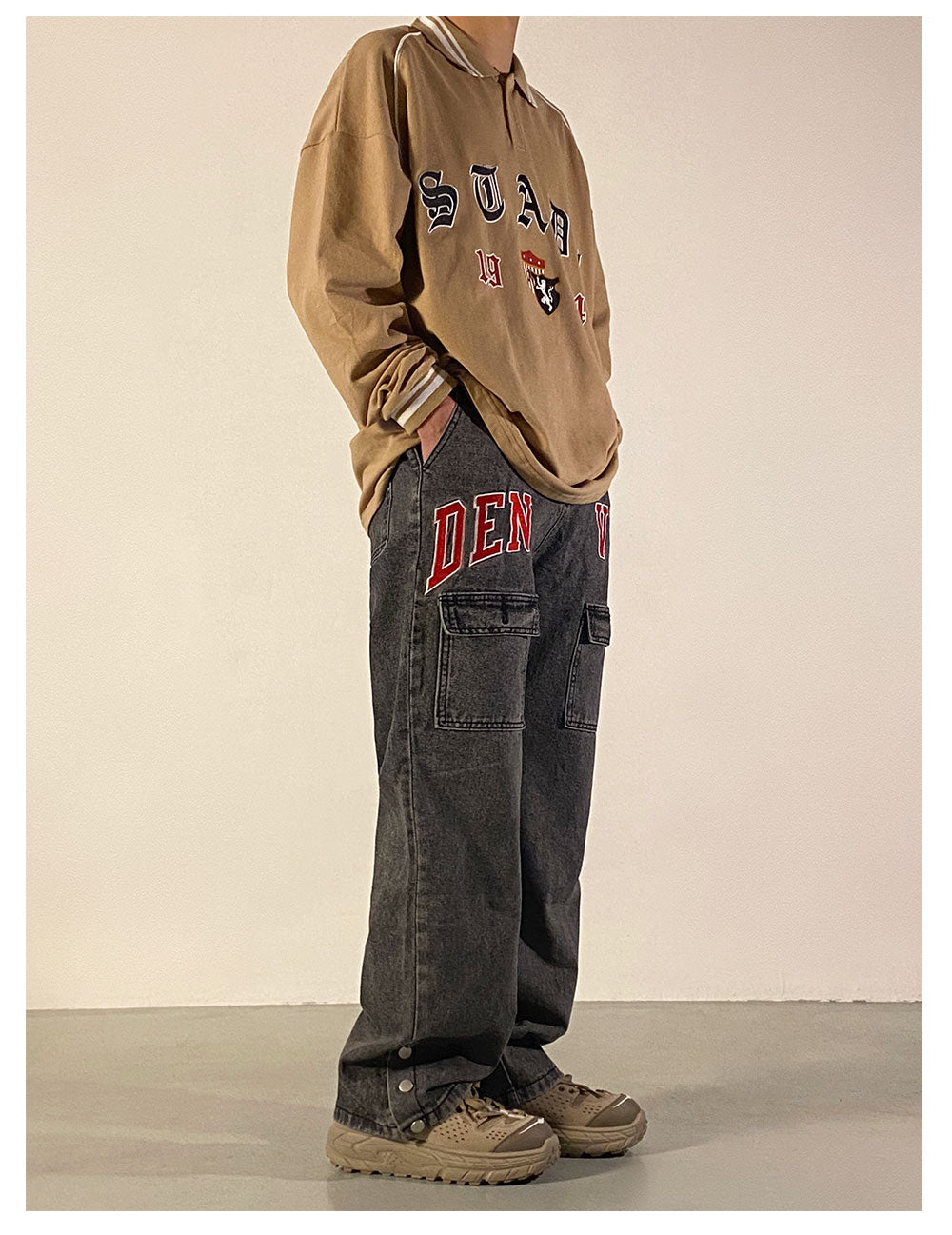 Bestickte Baggy-Jeans