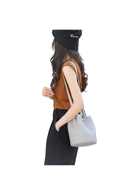 VVS Iconic Bucket Bag aus Leder