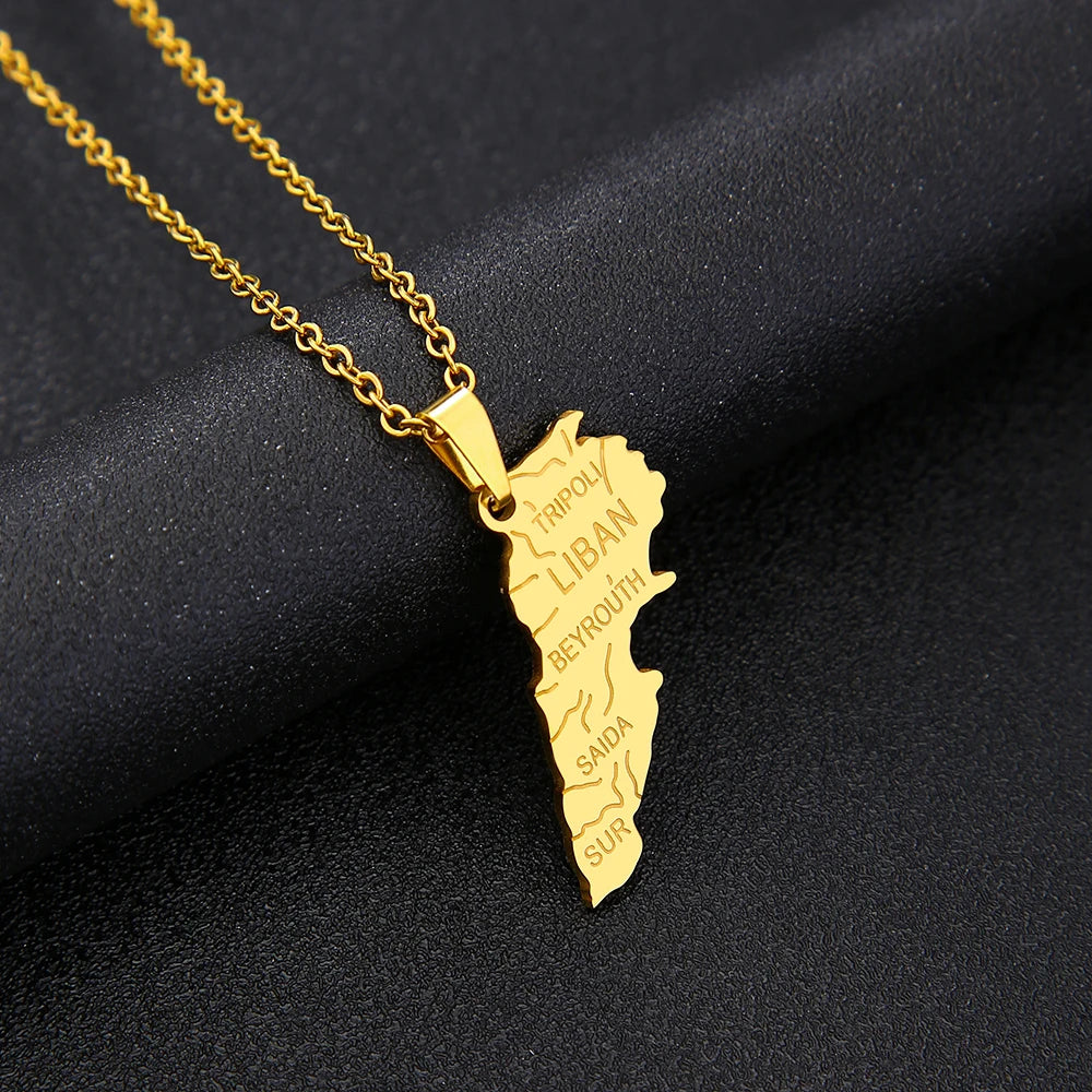 Collier en or avec carte du Liban et du Moyen-Orient