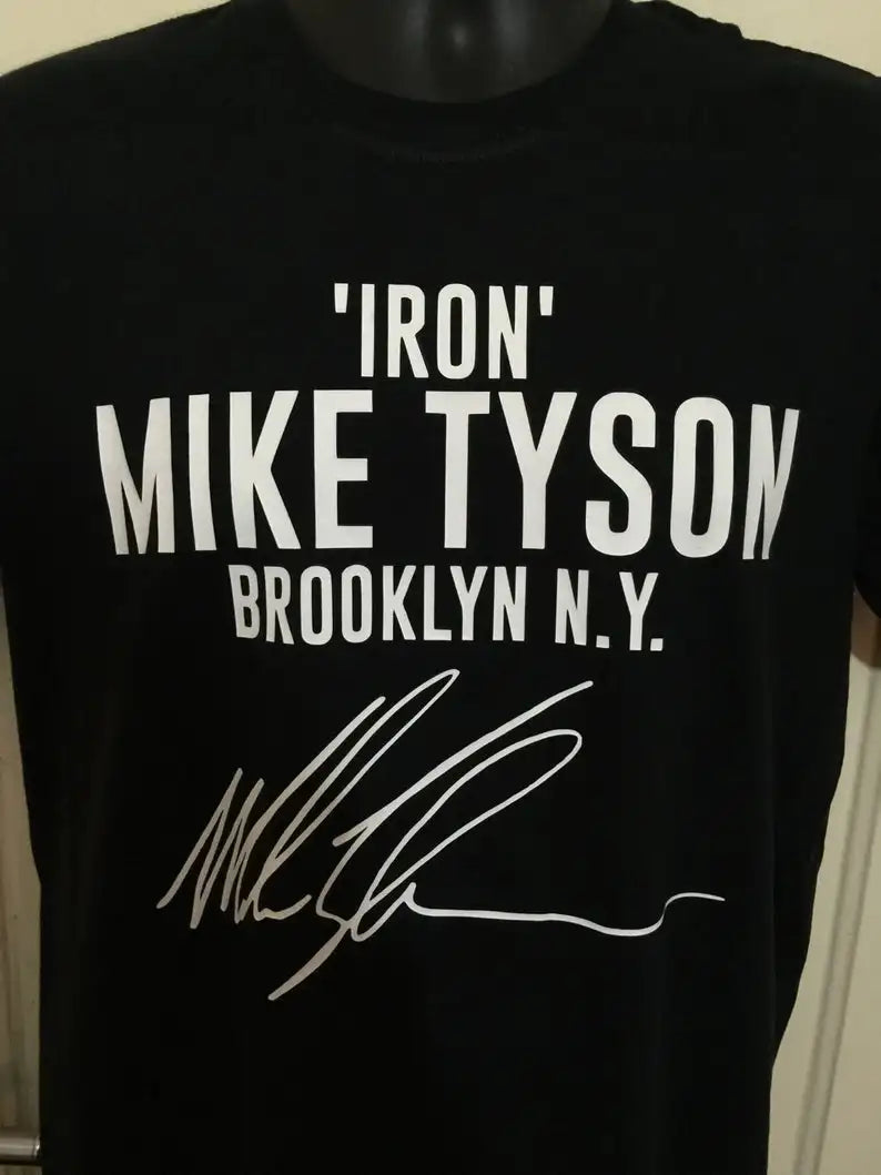 Iron Mike Tyson Autogramm-Grafik-T-Shirt für Boxfans