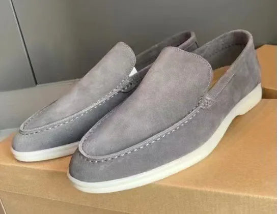 Graue Slipper aus Wildleder von FROSTÉ