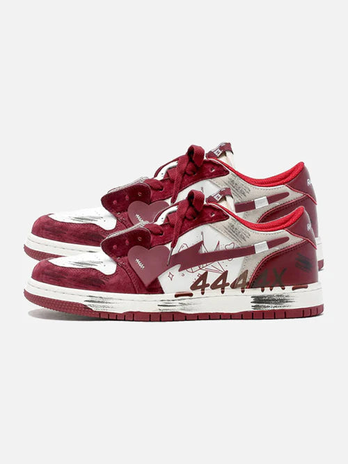 Rote Sommer-Sneaker mit Herz