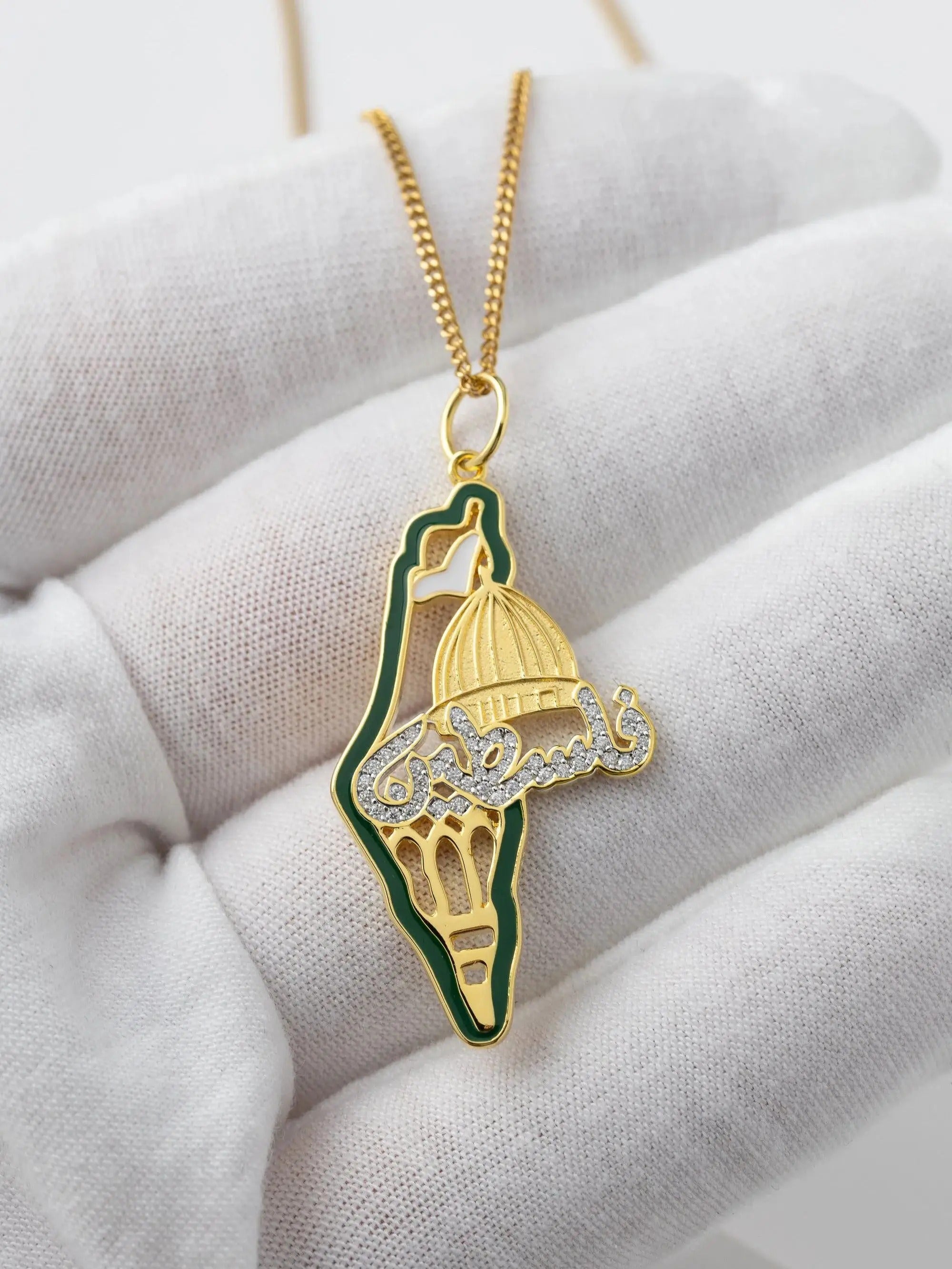 Halskette mit Anhänger aus Edelstahl mit Kuppelkarte von Palästina und Diamant-Akzenten