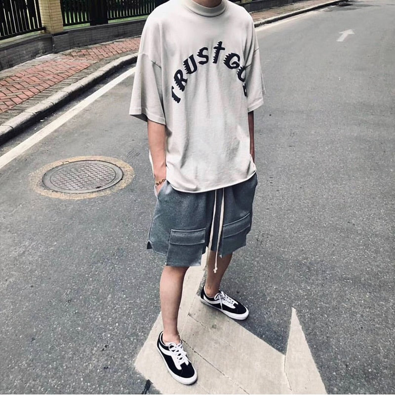 Kanye „Trust God“-T-Shirt