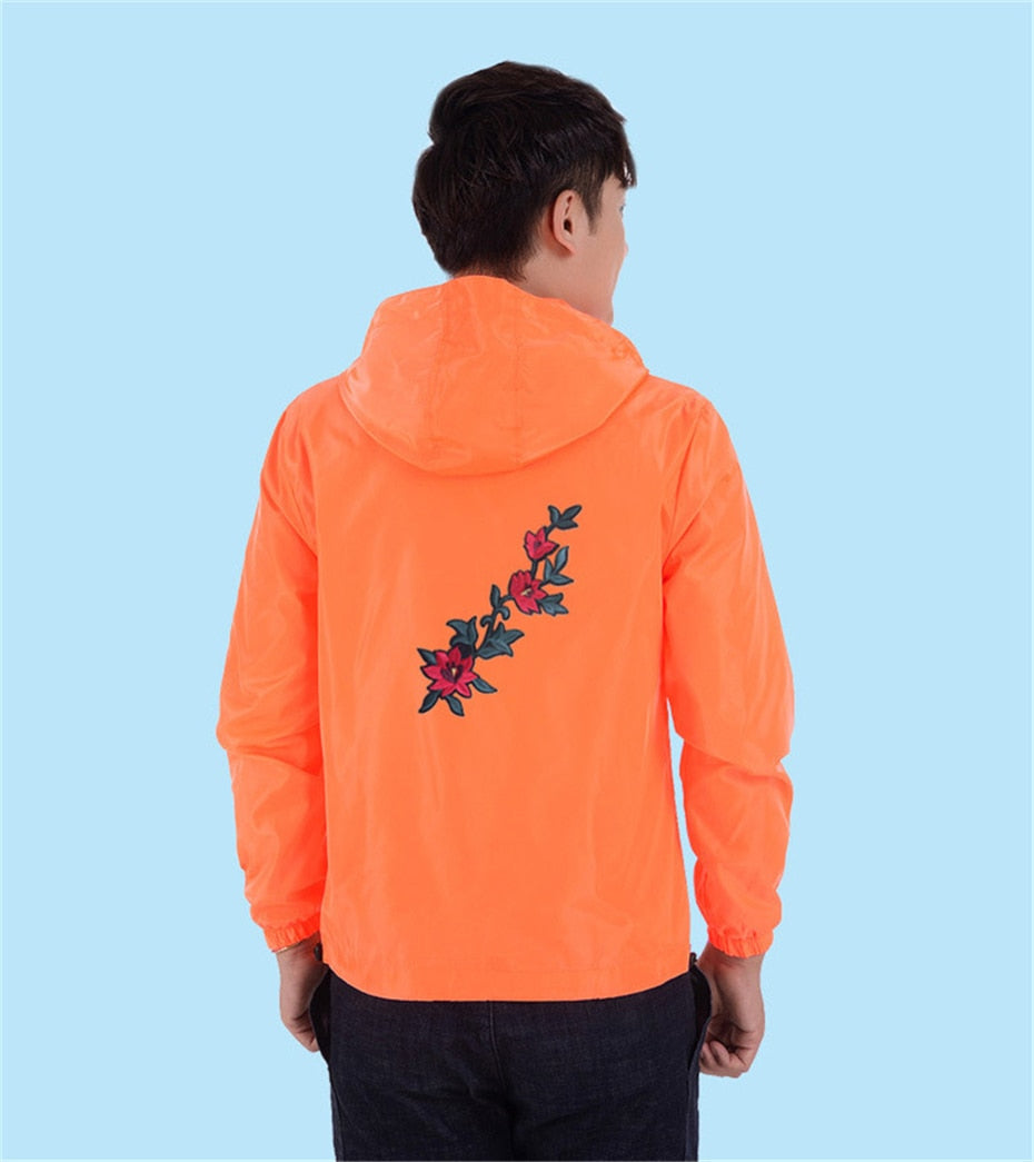 Jacke mit Rosenstickerei „Zeal“