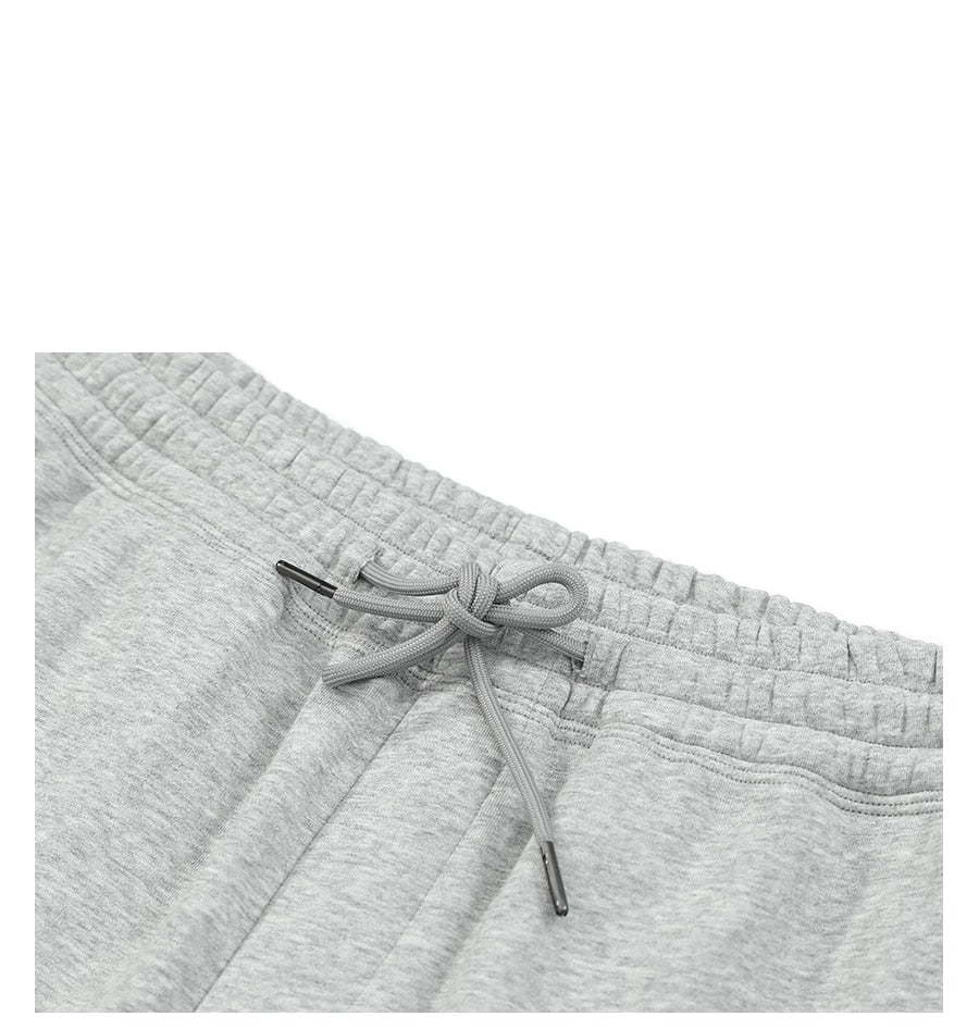 Schlanke Jogginghose