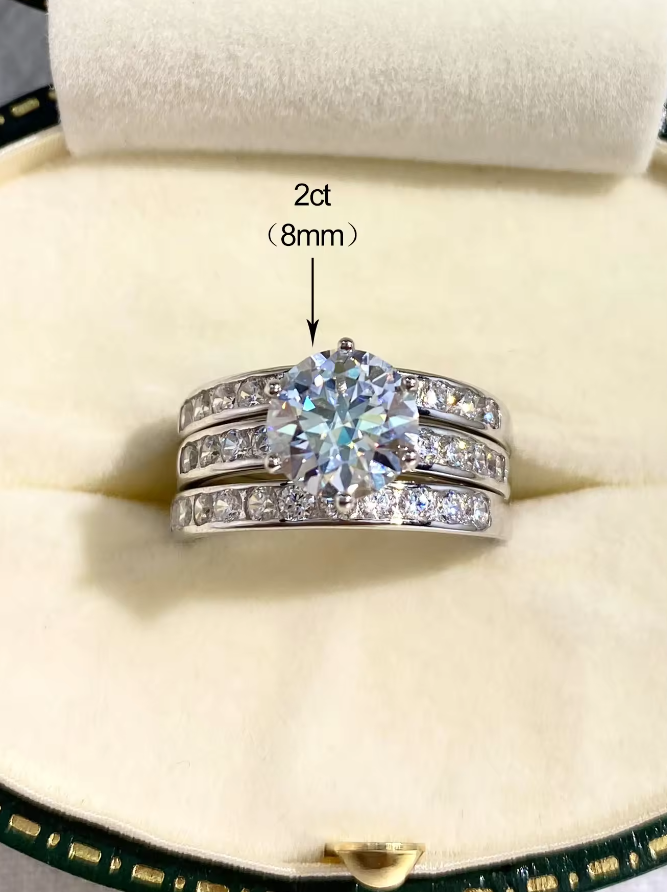 2 Karat dreireihiger Diamant-Moissanit-Ring aus 925er Sterlingsilber