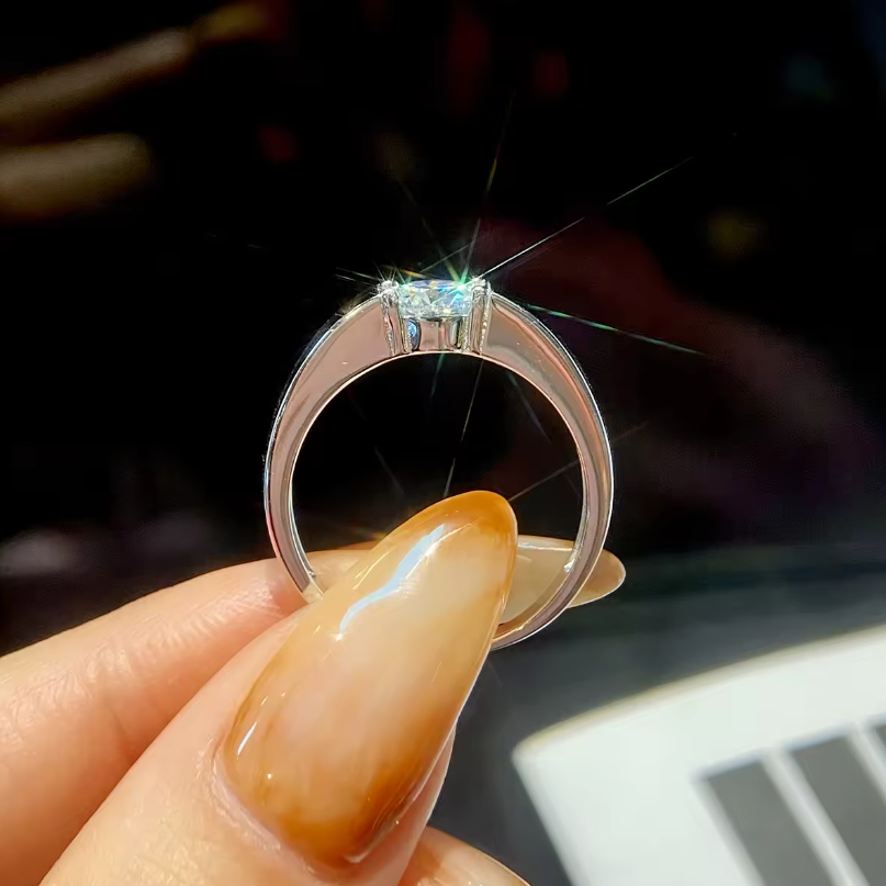 Minimalistischer 1 Karat 925 Sterling Silber Moissanit Ring