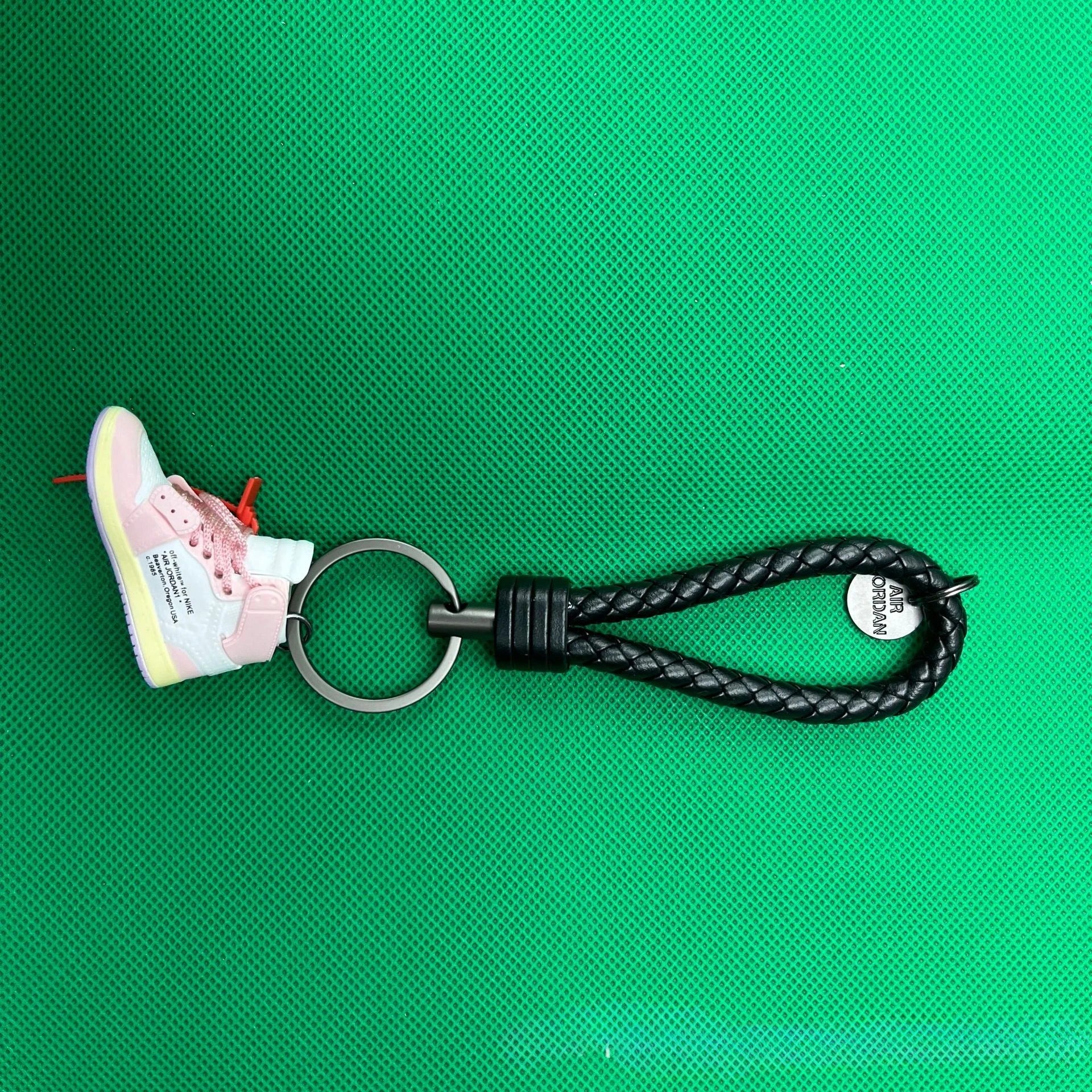 Miniatur-Air-Jordan-Schlüsselanhänger – das ultimative Geschenk für Basketball-Fans
