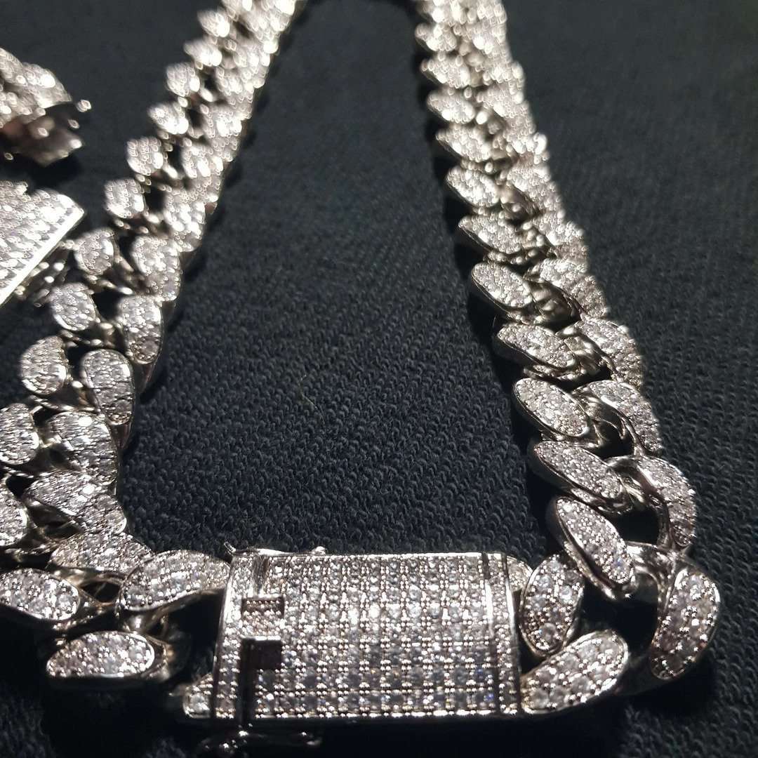 VVS Jewelry hip hop jewelry Cuban VVS Jewelry Gold/Silver Cuban Chain + FREE Cuban Bracelet Bundle - (TODAY ONLY)