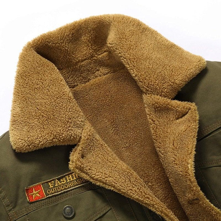 Taktische Jacke mit Fleecekragen