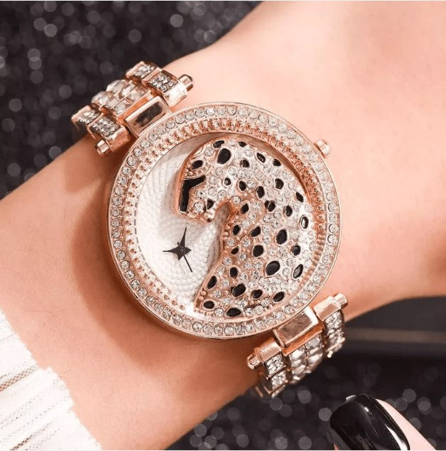 Diamond Dreams: Your Essential Guide to Purchasing a Luxurious Diamond Watch!