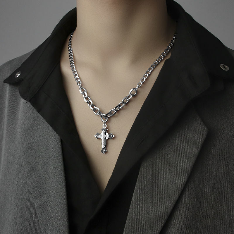 Kreuz-Halskette aus Edelstahl