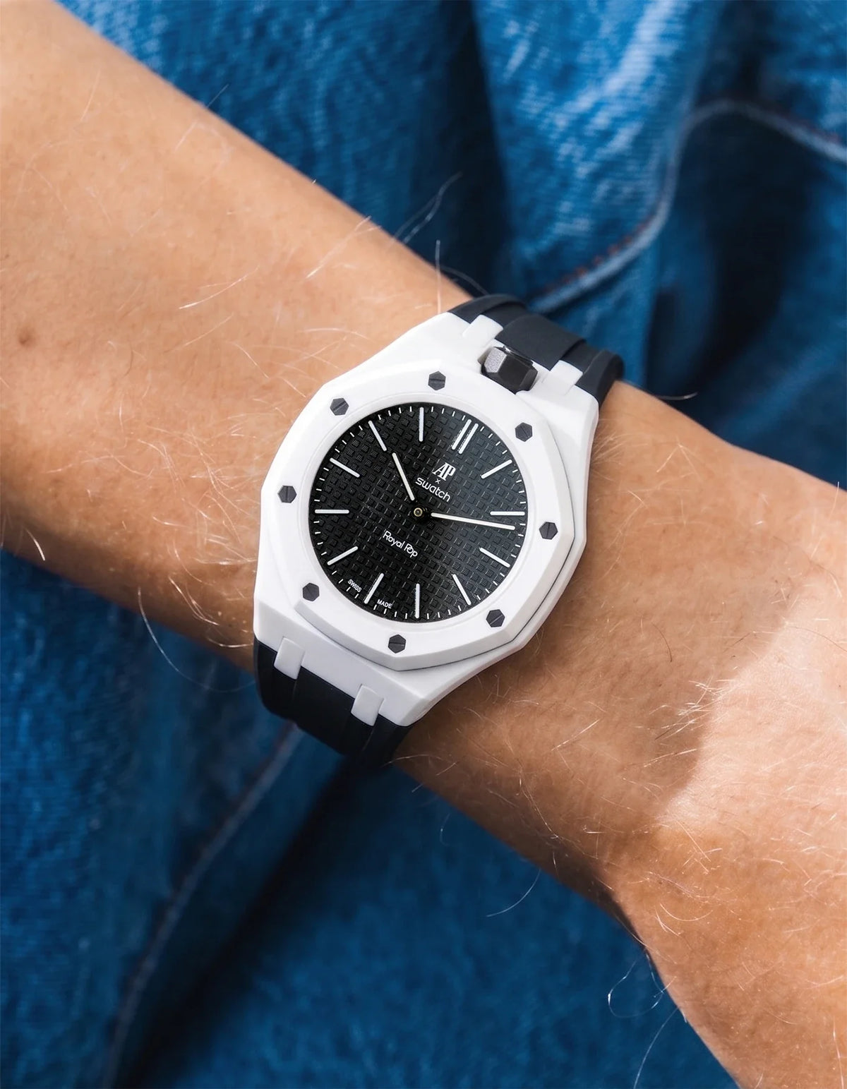combo::white::rubber-strap-for-ap-x-swatch-royal-pop-black