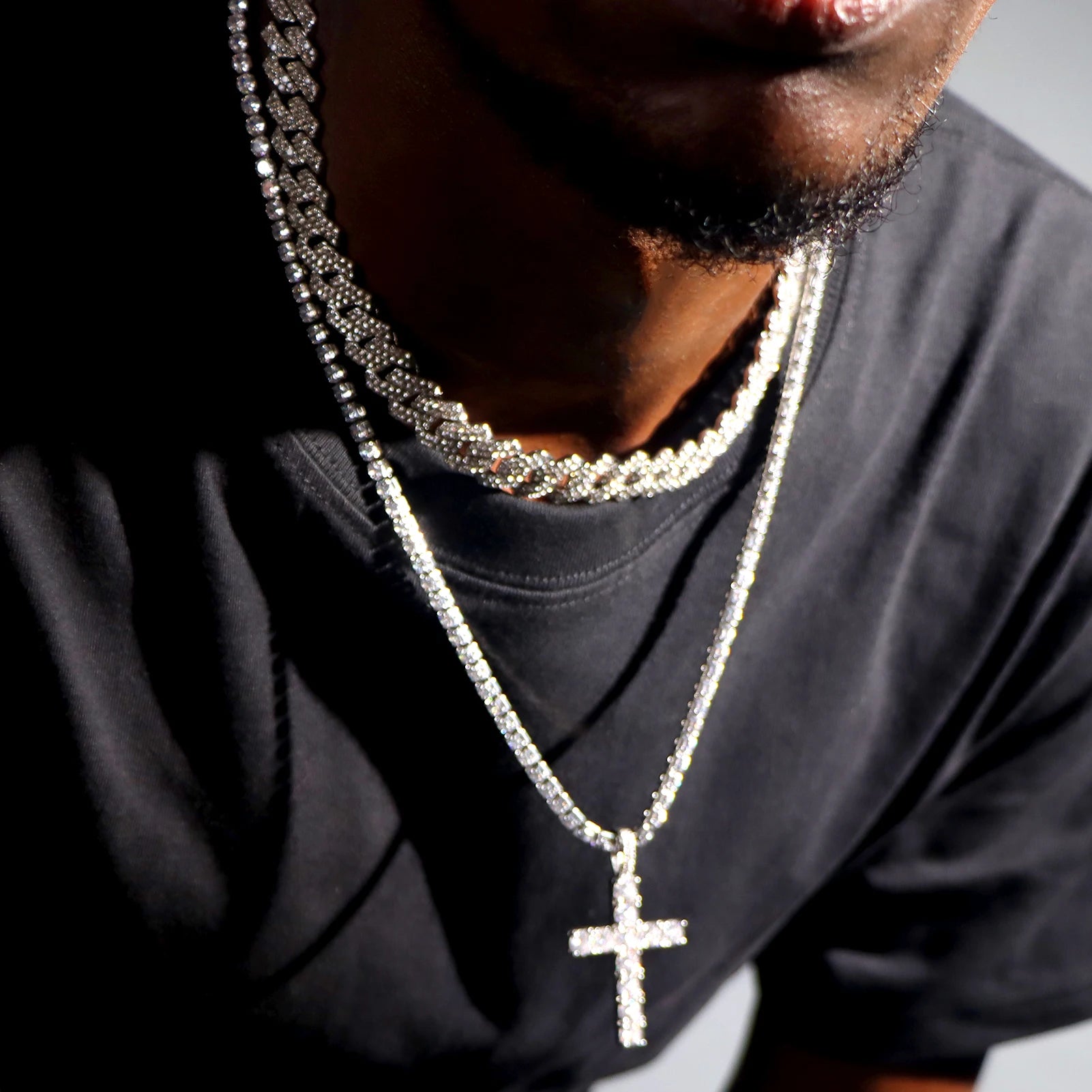 2-teiliges Iced Out-Paket: 14 mm Cuban + Tennis Cross Chain