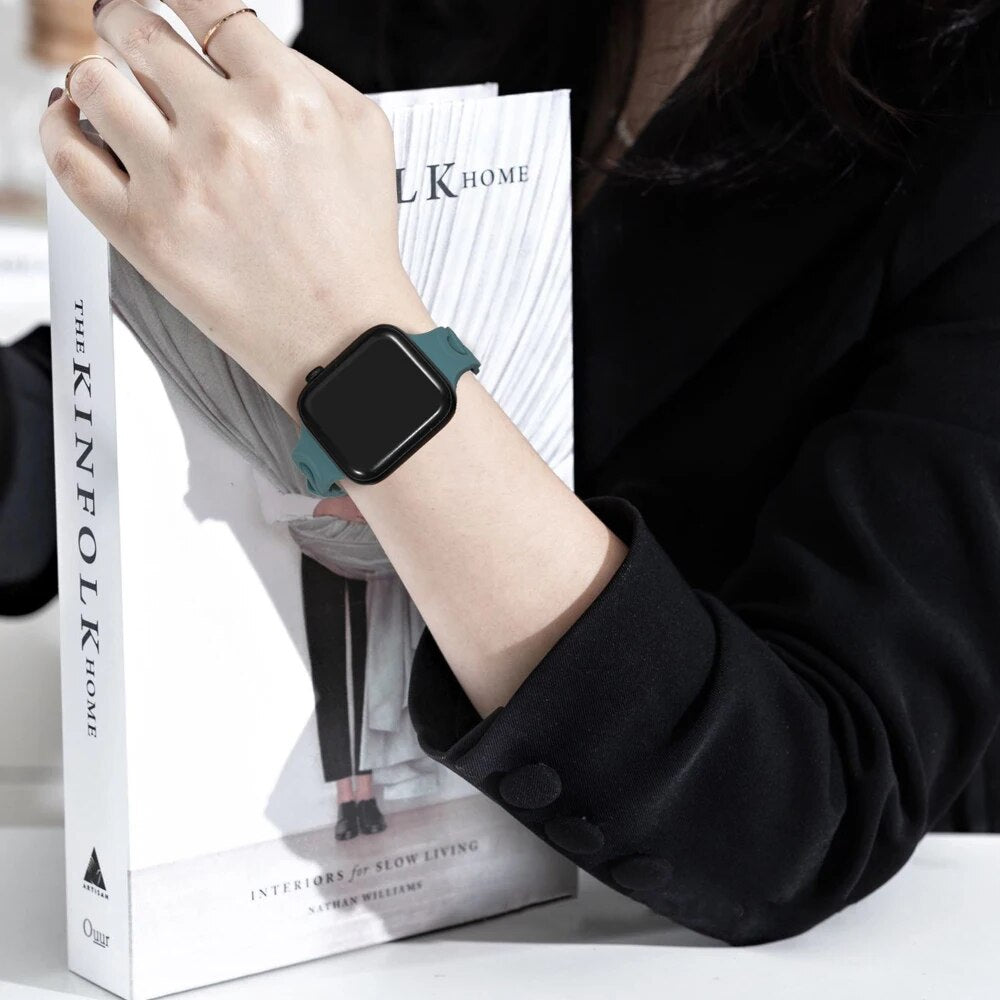 Kompatibel mit der Apple Watch – Uhrenarmband aus Silikon mit Muster