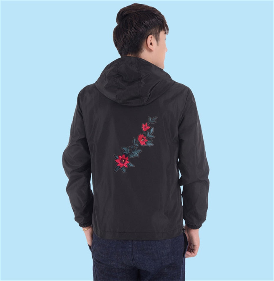 Jacke mit Rosenstickerei „Zeal“