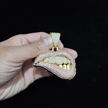 VVS Jewelry hip hop jewelry Fully Iced Out Pink Biting Lip Cuban Pendant Chain