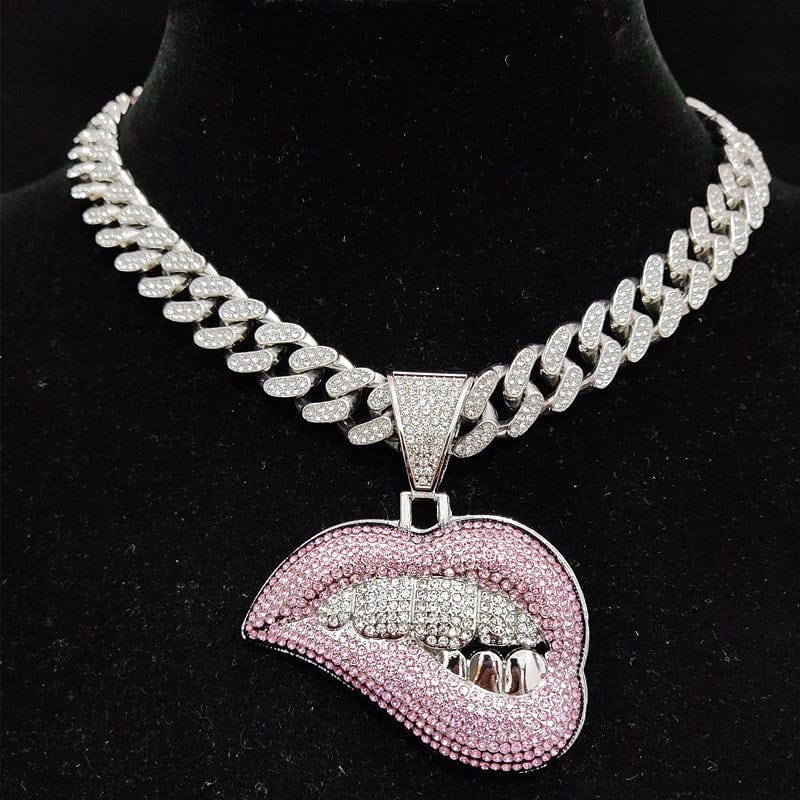 VVS Jewelry hip hop jewelry Fully Iced Out Pink Biting Lip Cuban Pendant Chain