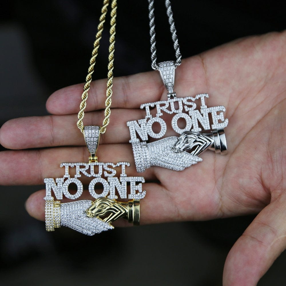 VVS Jewelry hip hop jewelry Iced Out Trust No One with Double Hand Pendant