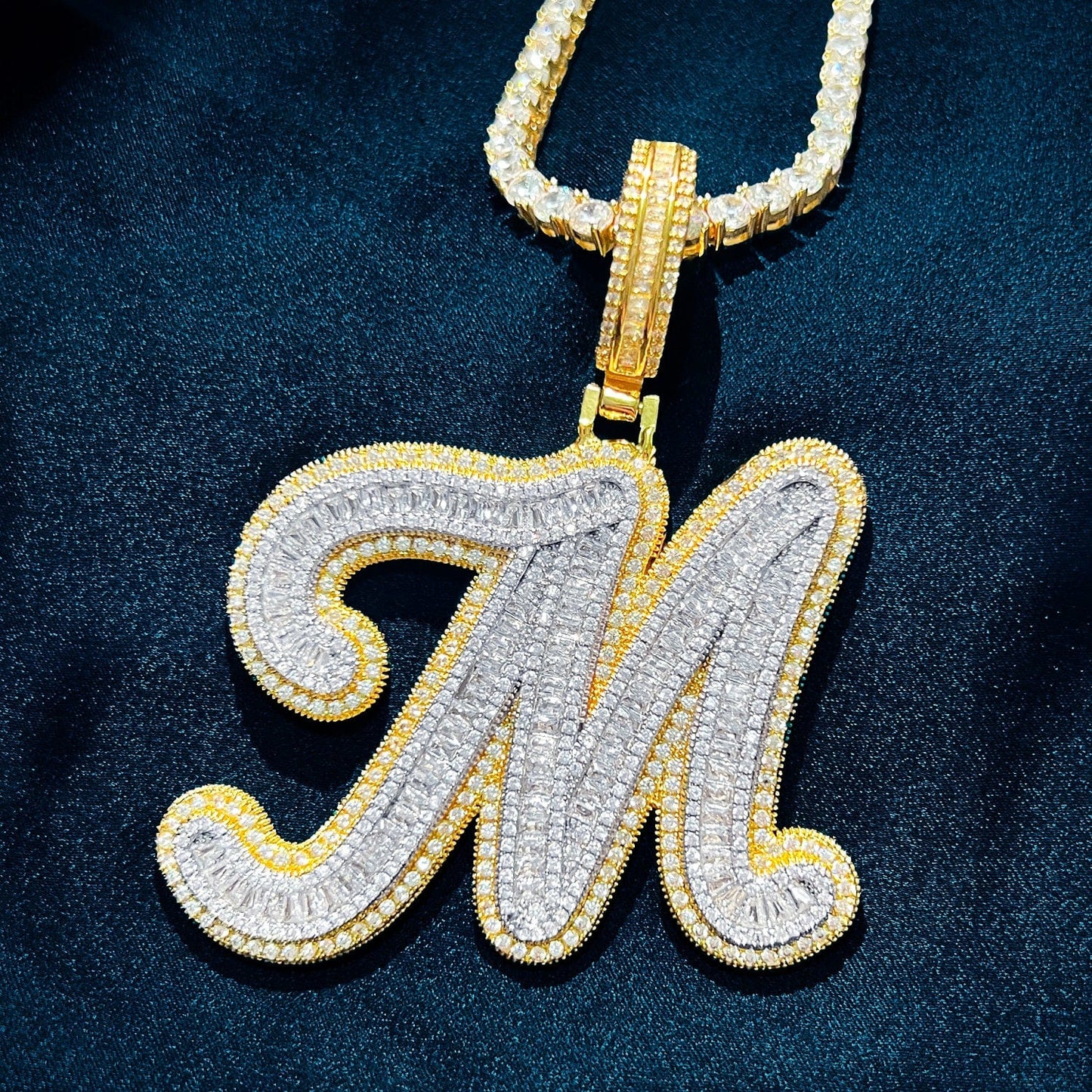 VVS Jewelry hip hop jewelry Icy Custom Big Initial Cursive Letter Pendant