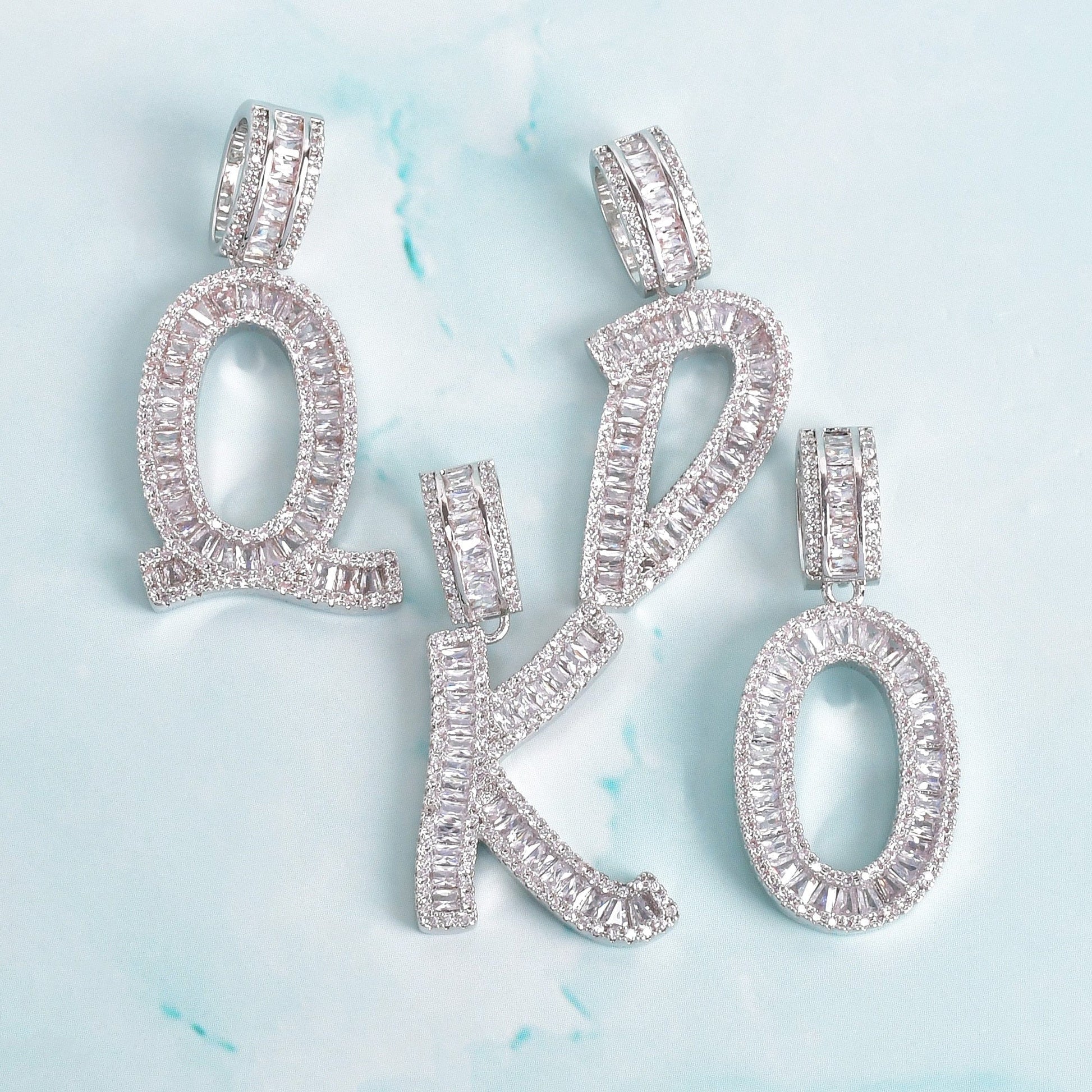 VVS Jewelry hip hop jewelry Initial Iced out Baguette Letter Pendant + FREE Chain